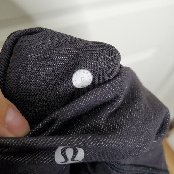 Lululemon Black Scenic Route High Rise Luon 25" Tight Leggings - Picture 13 of 13